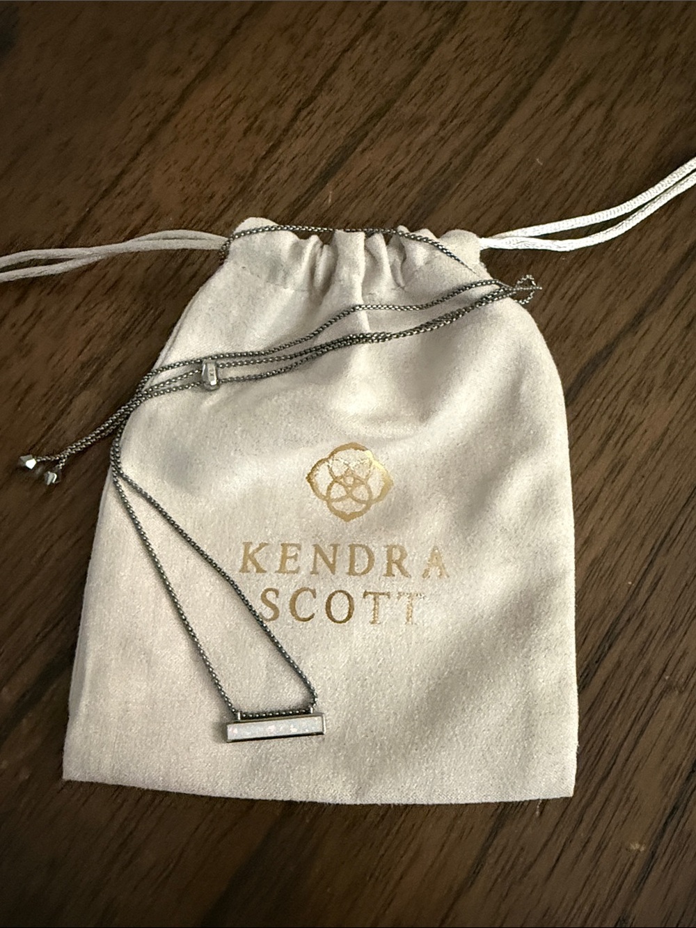 Kendra Scott Silver Bar Pendant Necklace w/ Original Pouch-adjustable